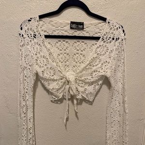 VINTAGE 90's White Long Sleeved Crop Top